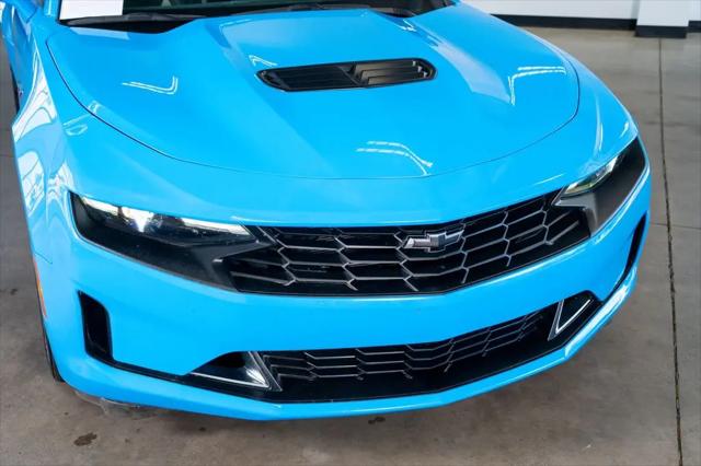 2022 Chevrolet Camaro RWD Convertible LT1