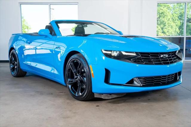 2022 Chevrolet Camaro RWD Convertible LT1