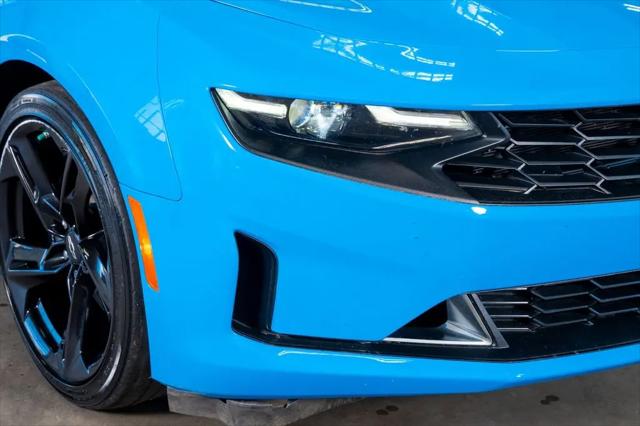 2022 Chevrolet Camaro RWD Convertible LT1