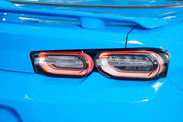 2022 Chevrolet Camaro RWD Convertible LT1