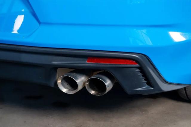 2022 Chevrolet Camaro RWD Convertible LT1