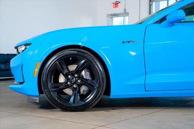 2022 Chevrolet Camaro RWD Convertible LT1