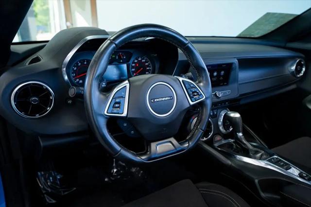 2022 Chevrolet Camaro RWD Convertible LT1
