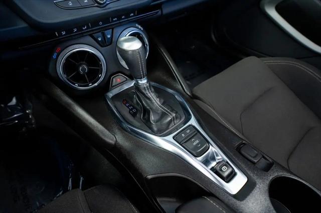 2022 Chevrolet Camaro RWD Convertible LT1
