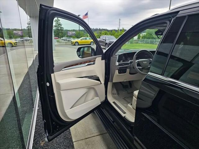 2026 Cadillac Escalade Platinum Luxury