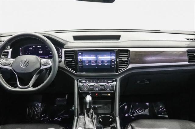 2022 Volkswagen Atlas 3.6L V6 SE w/Technology