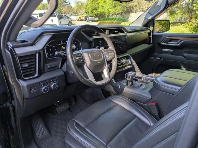 2023 GMC Sierra 1500 4WD Crew Cab Short Box Denali