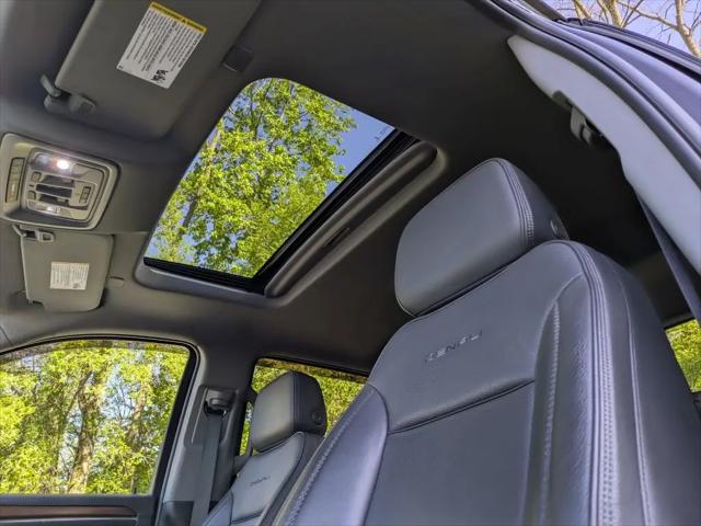 2023 GMC Sierra 1500 4WD Crew Cab Short Box Denali