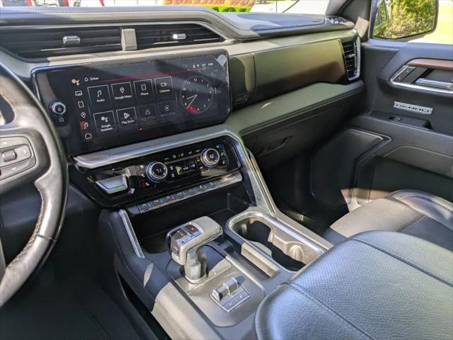 2023 GMC Sierra 1500 4WD Crew Cab Short Box Denali