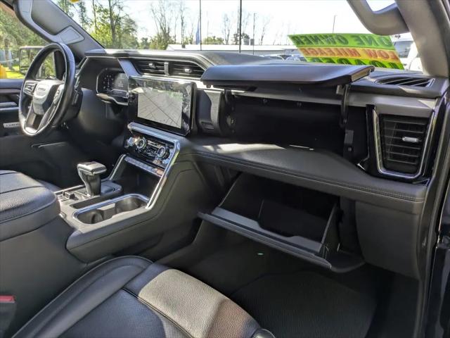 2023 GMC Sierra 1500 4WD Crew Cab Short Box Denali