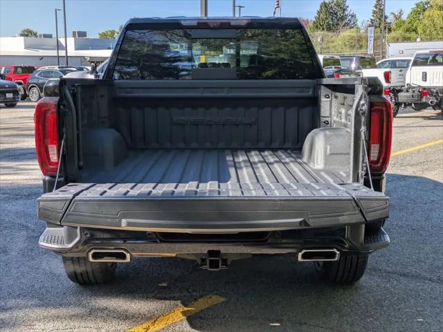 2023 GMC Sierra 1500 4WD Crew Cab Short Box Denali