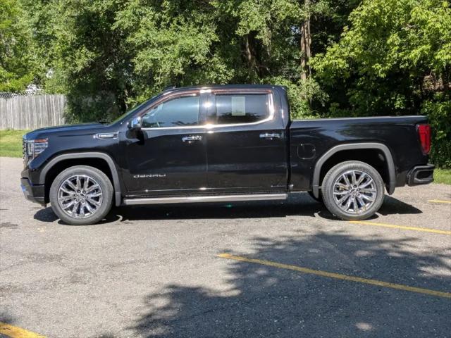 2023 GMC Sierra 1500 4WD Crew Cab Short Box Denali