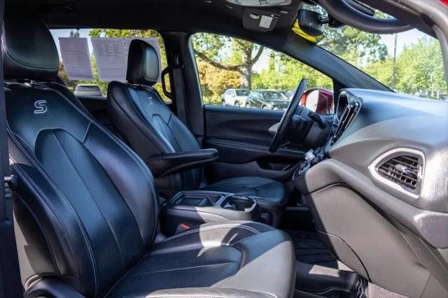2020 Chrysler Pacifica AWD Launch Edition