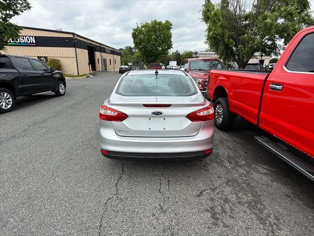 2013 Ford Focus S