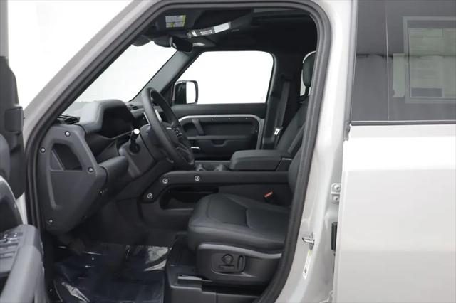 2026 Land Rover Defender P400 X-Dynamic SE