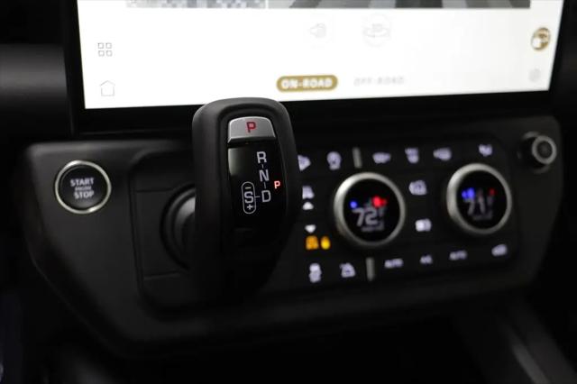2026 Land Rover Defender P400 X-Dynamic SE