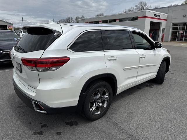2018 Toyota Highlander Limited Platinum