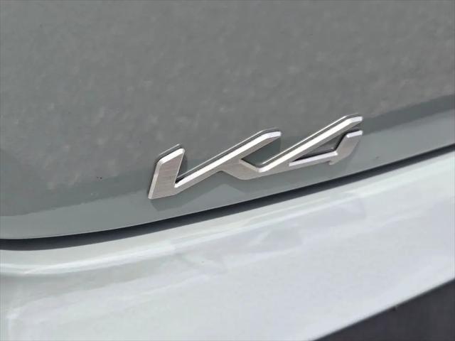 2026 Kia K4 LXS