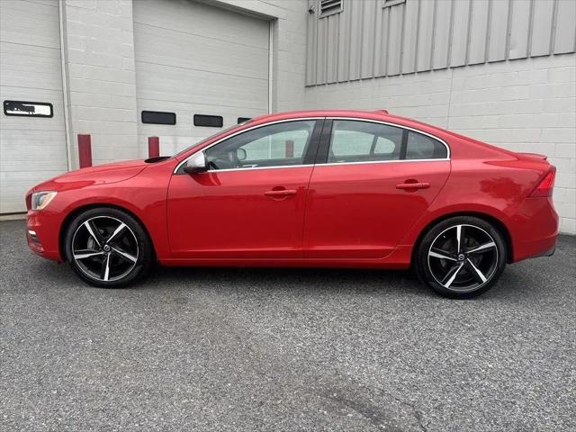 2016 Volvo S60 T6 Drive-E R-Design