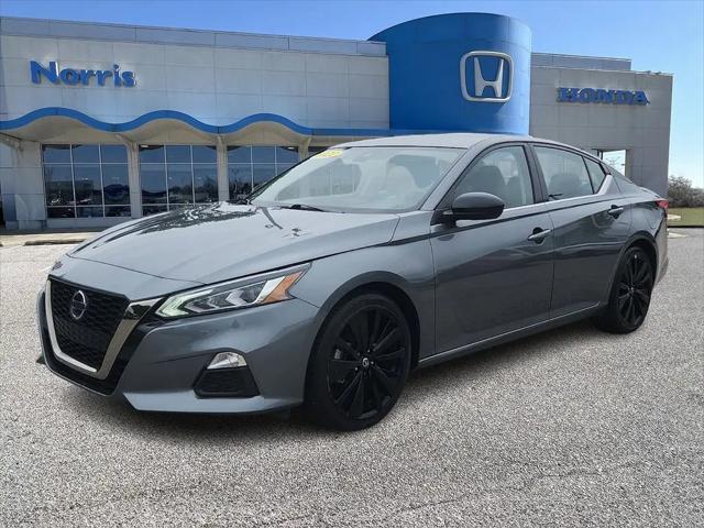 2022 Nissan Altima SR FWD