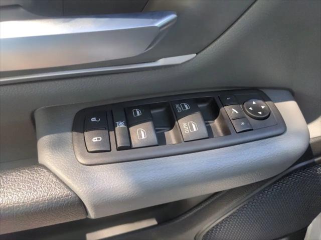 2021 Ram 1500 Big Horn Crew Cab 4x4 6'4" Box
