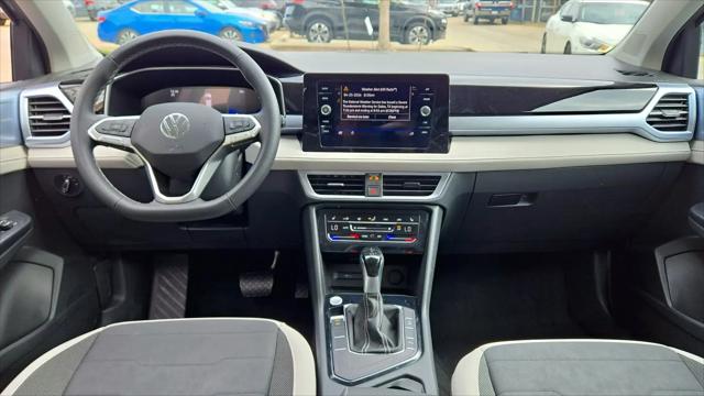 2025 Volkswagen Taos 1.5T SE