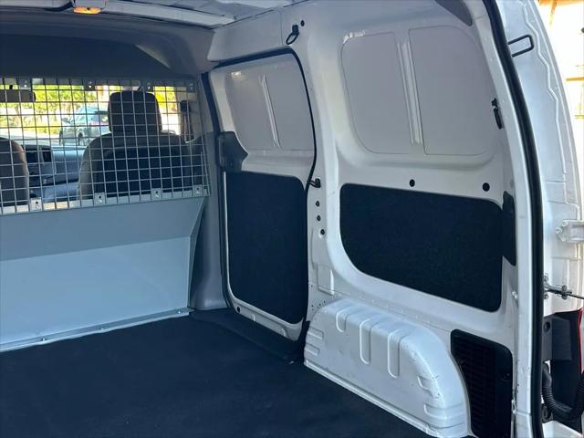 2021 Nissan NV200 Compact Cargo SV Xtronic CVT
