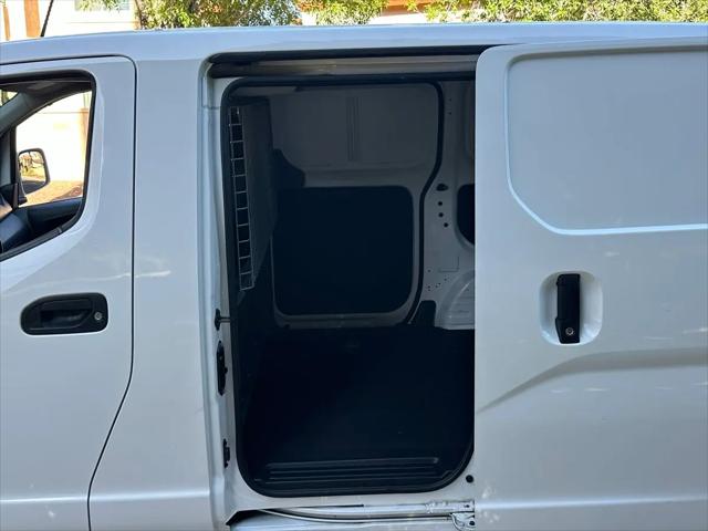 2021 Nissan NV200 Compact Cargo SV Xtronic CVT