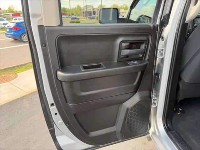 2019 Ram 1500 Classic Express Quad Cab 4x4 6'4" Box