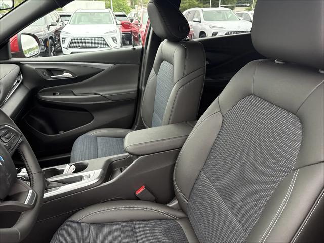 2026 Buick NV Preferred FWD