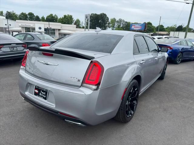 2018 Chrysler 300 300S