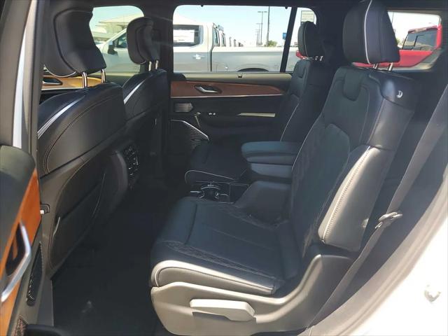 2023 Jeep Grand Cherokee L Summit Reserve 4x4