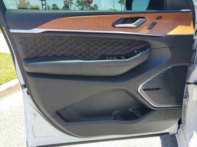 2023 Jeep Grand Cherokee L Summit Reserve 4x4