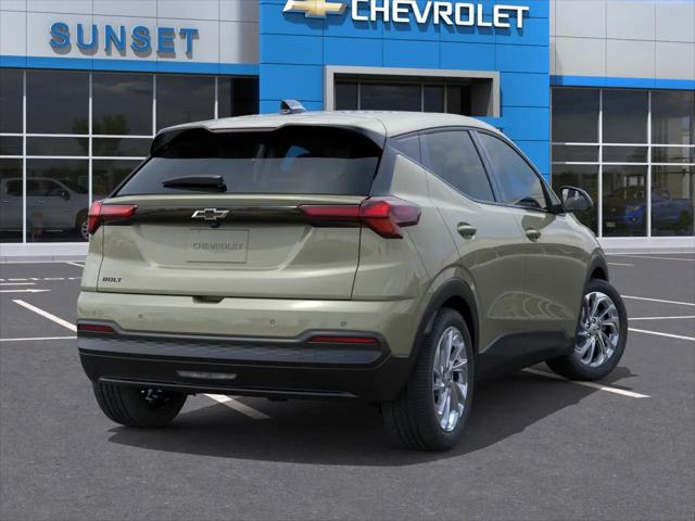 2027 Chevrolet Bolt LT FWD
