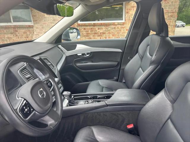 2016 Volvo XC90 T5 Momentum