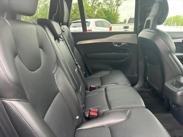 2016 Volvo XC90 T5 Momentum