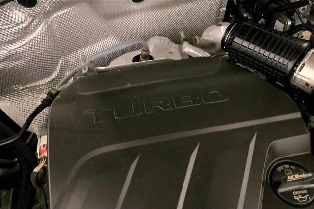 2025 Buick NV Sport Touring FWD