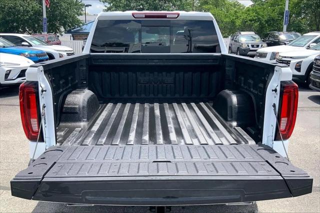 2026 GMC Sierra 1500 Crew Cab, Short Bed, SLT, 4WD