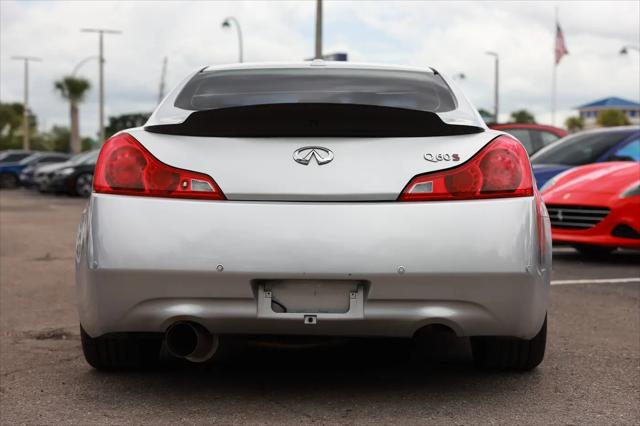 2015 INFINITI Q60 Journey