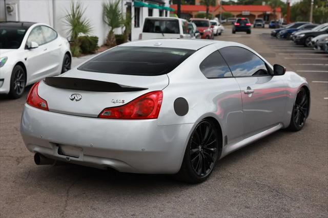 2015 INFINITI Q60 Journey