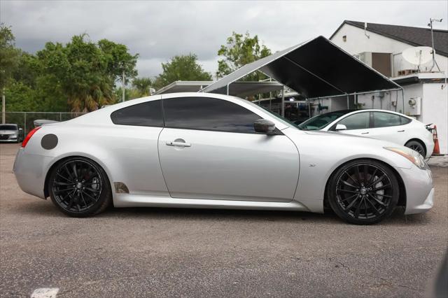 2015 INFINITI Q60 Journey