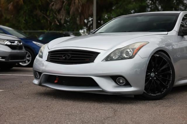 2015 INFINITI Q60 Journey