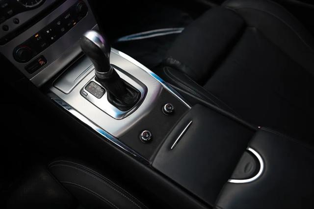 2015 INFINITI Q60 Journey