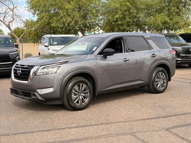 2025 Nissan Pathfinder S 4WD