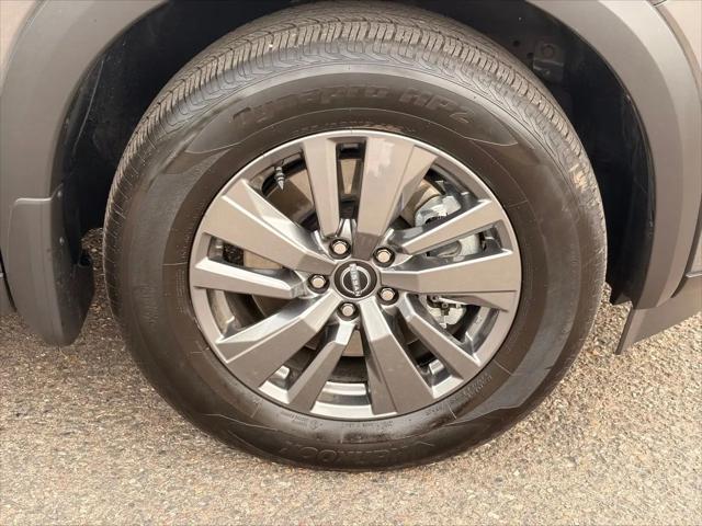 2025 Nissan Pathfinder S 4WD