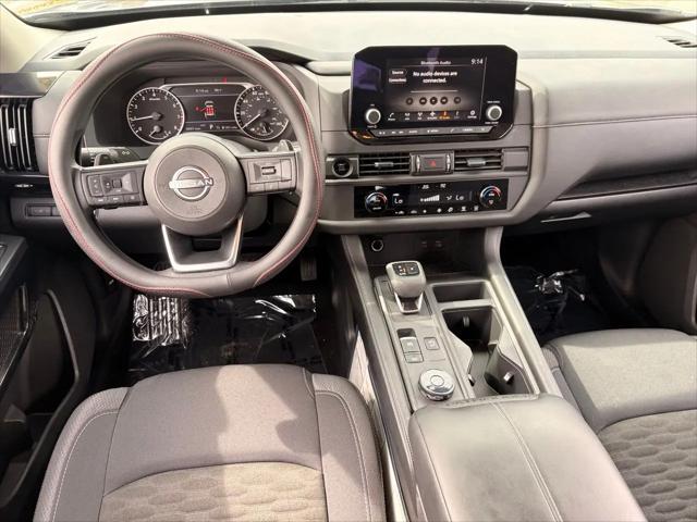 2025 Nissan Pathfinder S 4WD