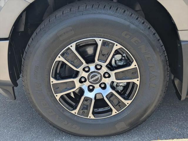 2024 Nissan Titan Crew Cab SV 4x2