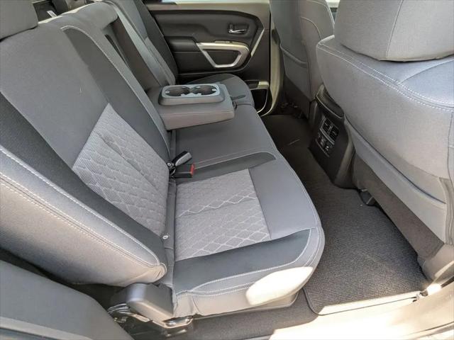 2024 Nissan Titan Crew Cab SV 4x2