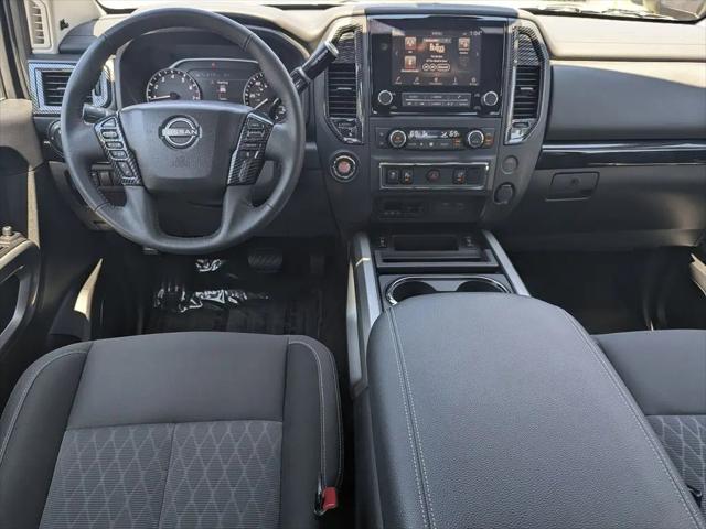 2024 Nissan Titan Crew Cab SV 4x2