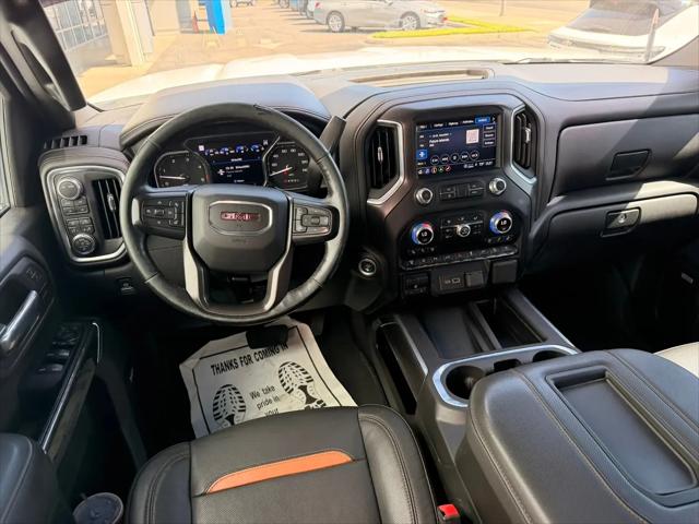 2022 GMC Sierra 2500HD 4WD Crew Cab Standard Bed AT4